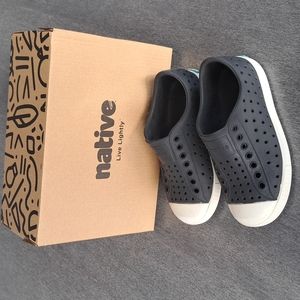 Size 10 native jefferson jiffy black shoes toddler kids